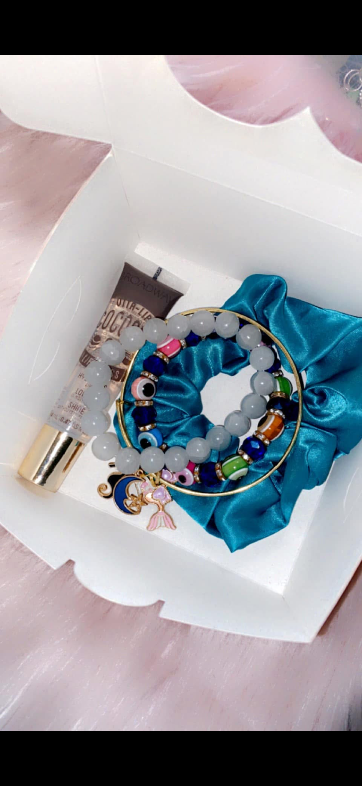 Mystery bundles 🥰