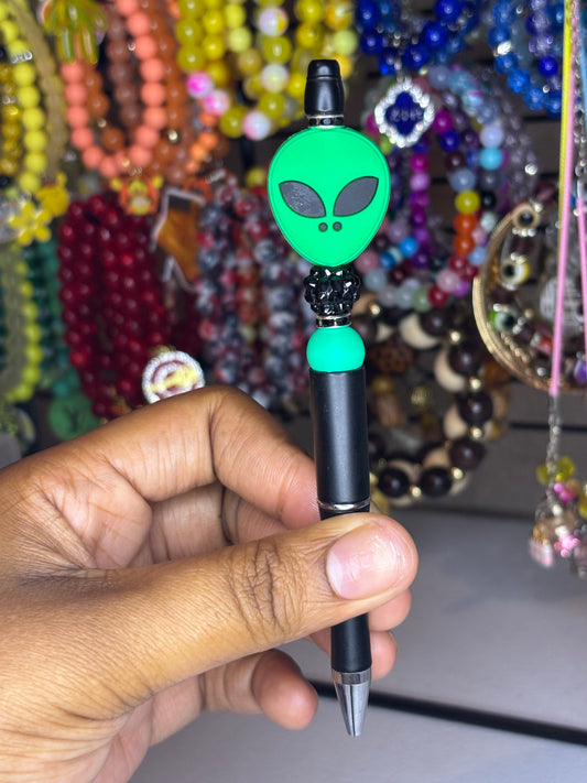 Alien pen