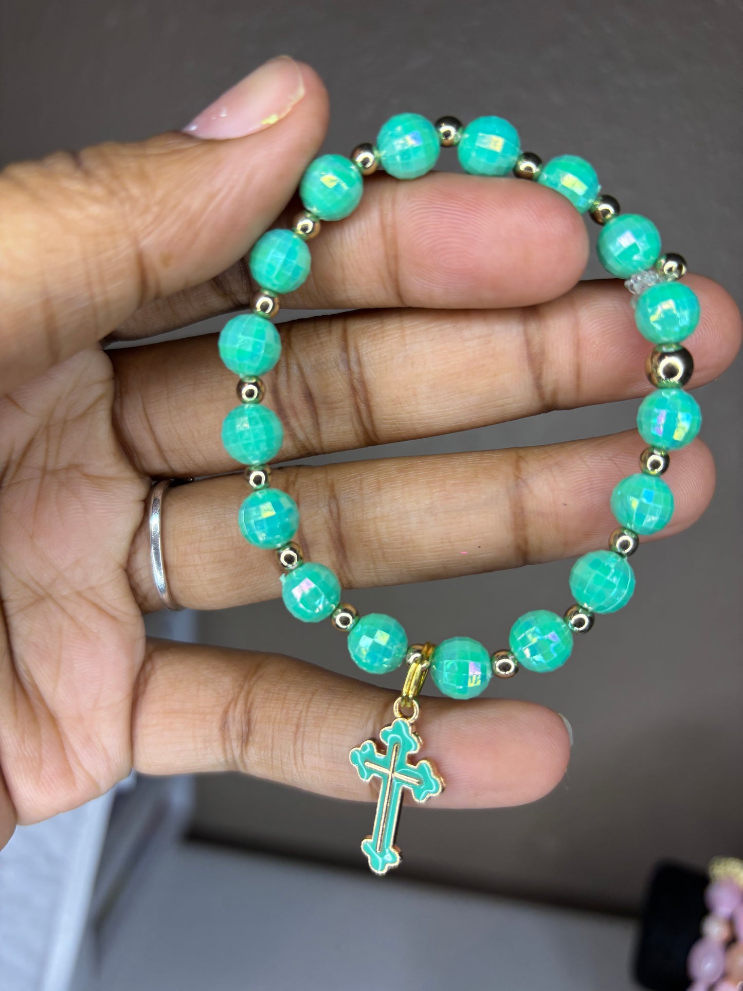 Cross charm bracelet
