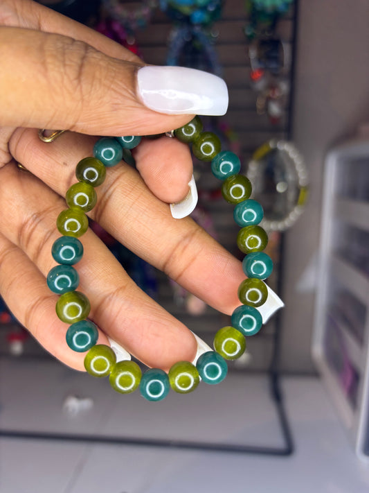Green mix beaded bracelet