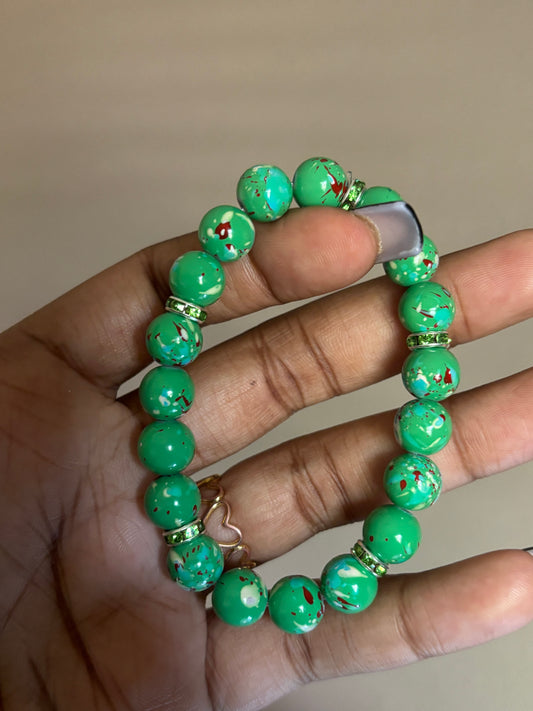 Green splash beaded bracelet