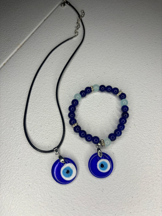 Evil eye necklace and bracelet set 🧿